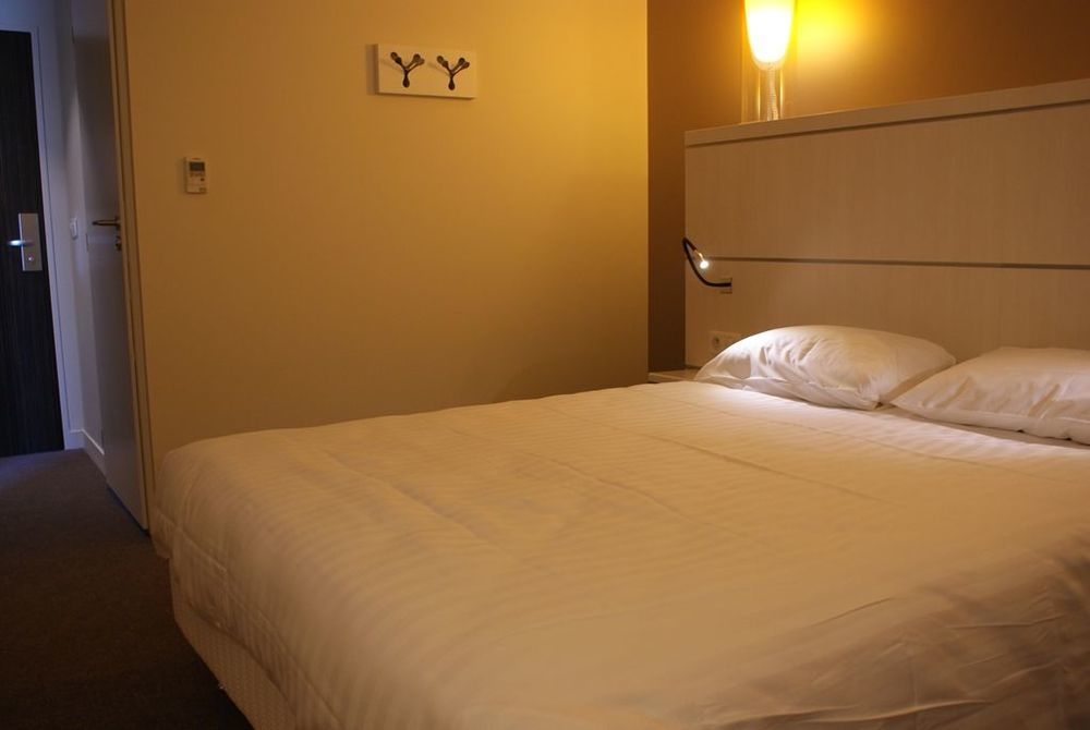 Hotel Confort La Rochelle Centre Les Minimes Ruang foto