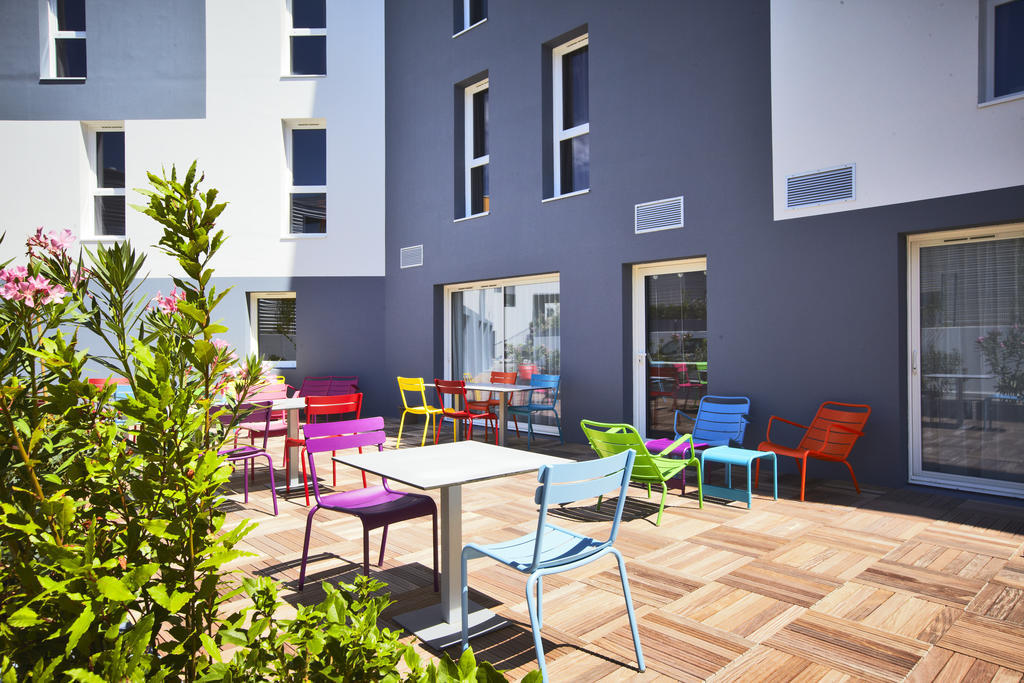 Hotel Confort La Rochelle Centre Les Minimes Bagian luar foto