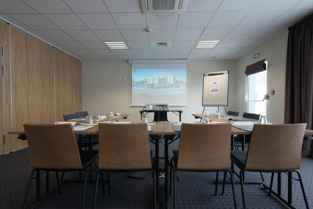 Hotel Confort La Rochelle Centre Les Minimes Bagian luar foto